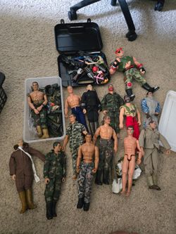 Vintage G.I. Joe/Army Action Figure Lot
