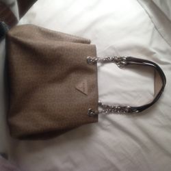 GUESS purse ($10 OBO)