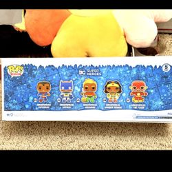 Funko POP! DC Super Heroes GINGERBREAD 5 PACK Superman Batman Aquaman WW Flash