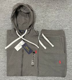 Mens Medium Polo Sweatsuits for Sale in Seattle, WA - OfferUp