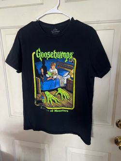 Goosebumps “beware of monsters” black men’s t-shirt M