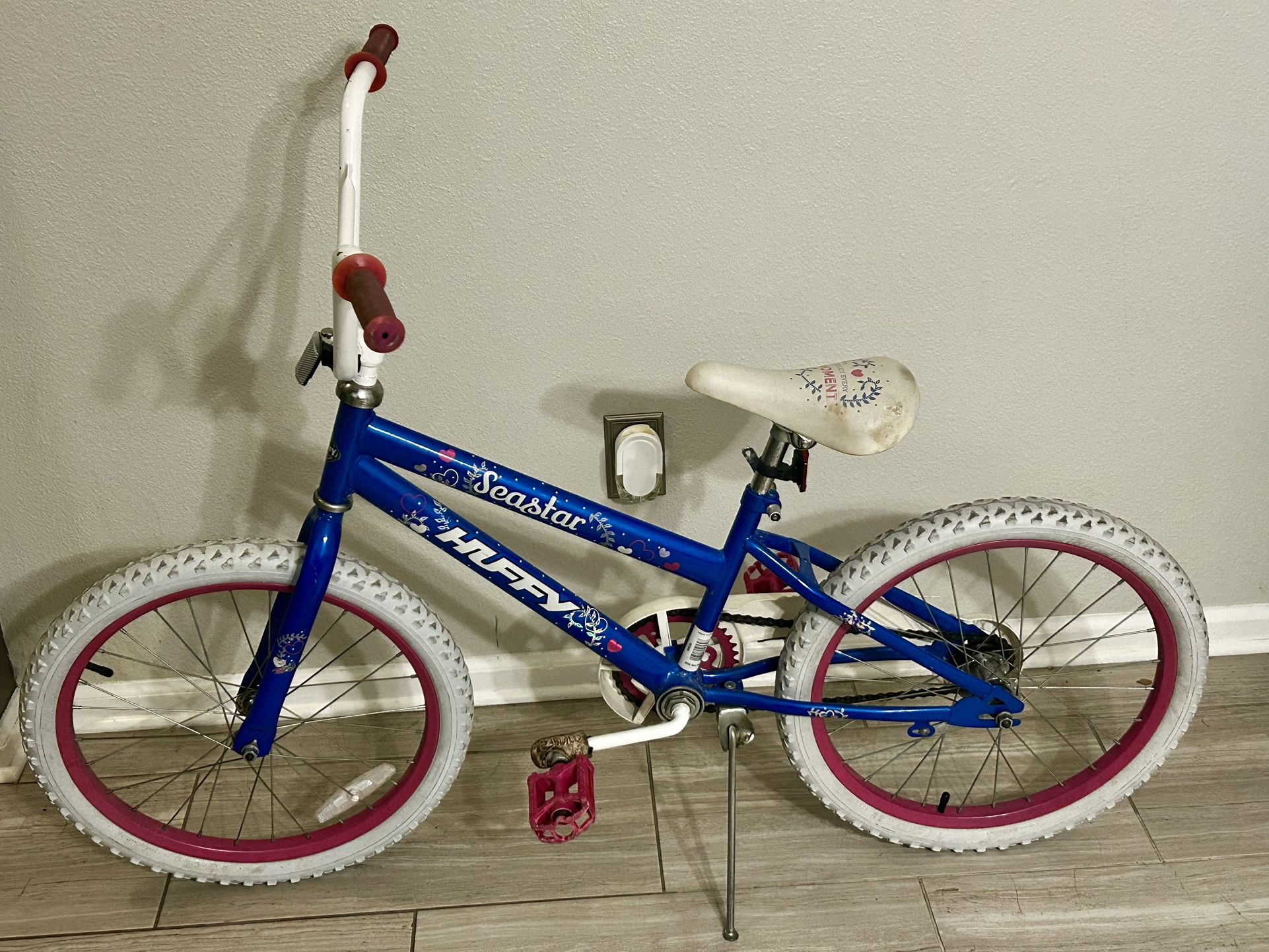 Huffy SeaStar 20 Inch Girls Bike