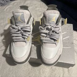 Size 8 - Jordan 4 Retro SE Low Craft