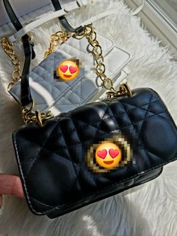 Women CD Shoulder bag ➡️ swipe see photos