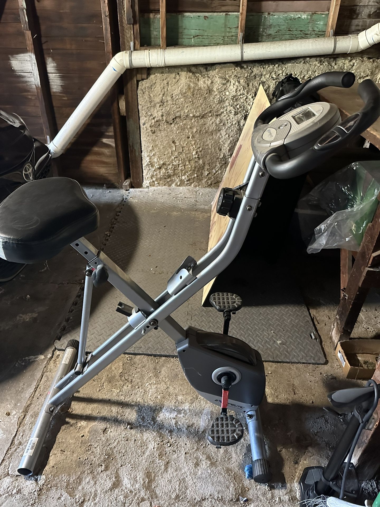 Fold Up Exercise Bike 