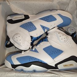 Men's Jordan 6 Retro UNC Size 11 