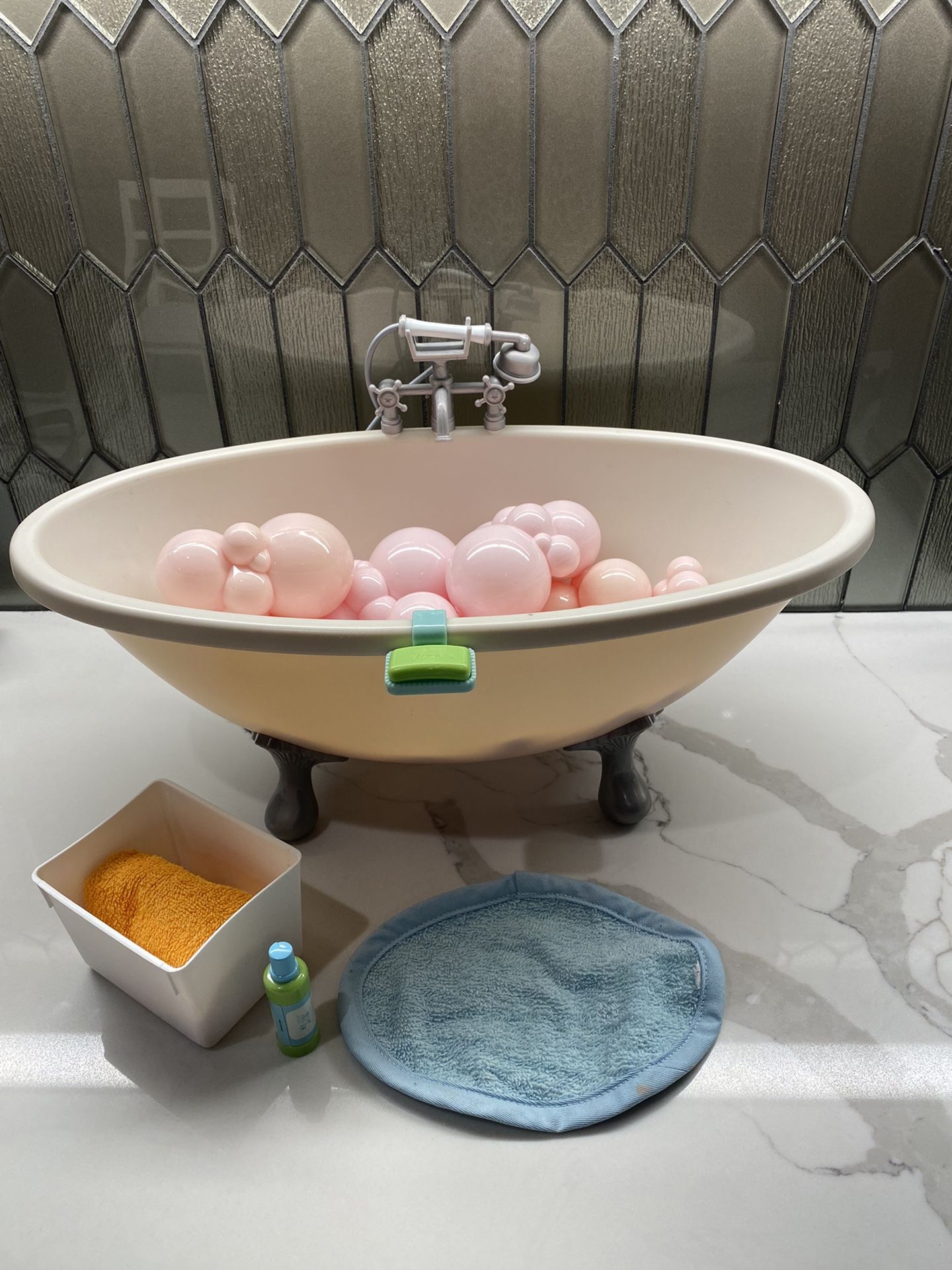 American Girl bath Tub Set