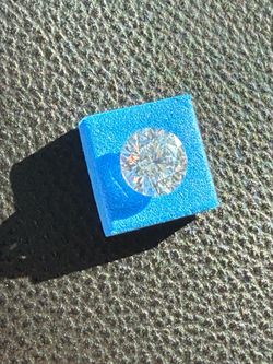 2.51 round VVS2 - E certified diamond