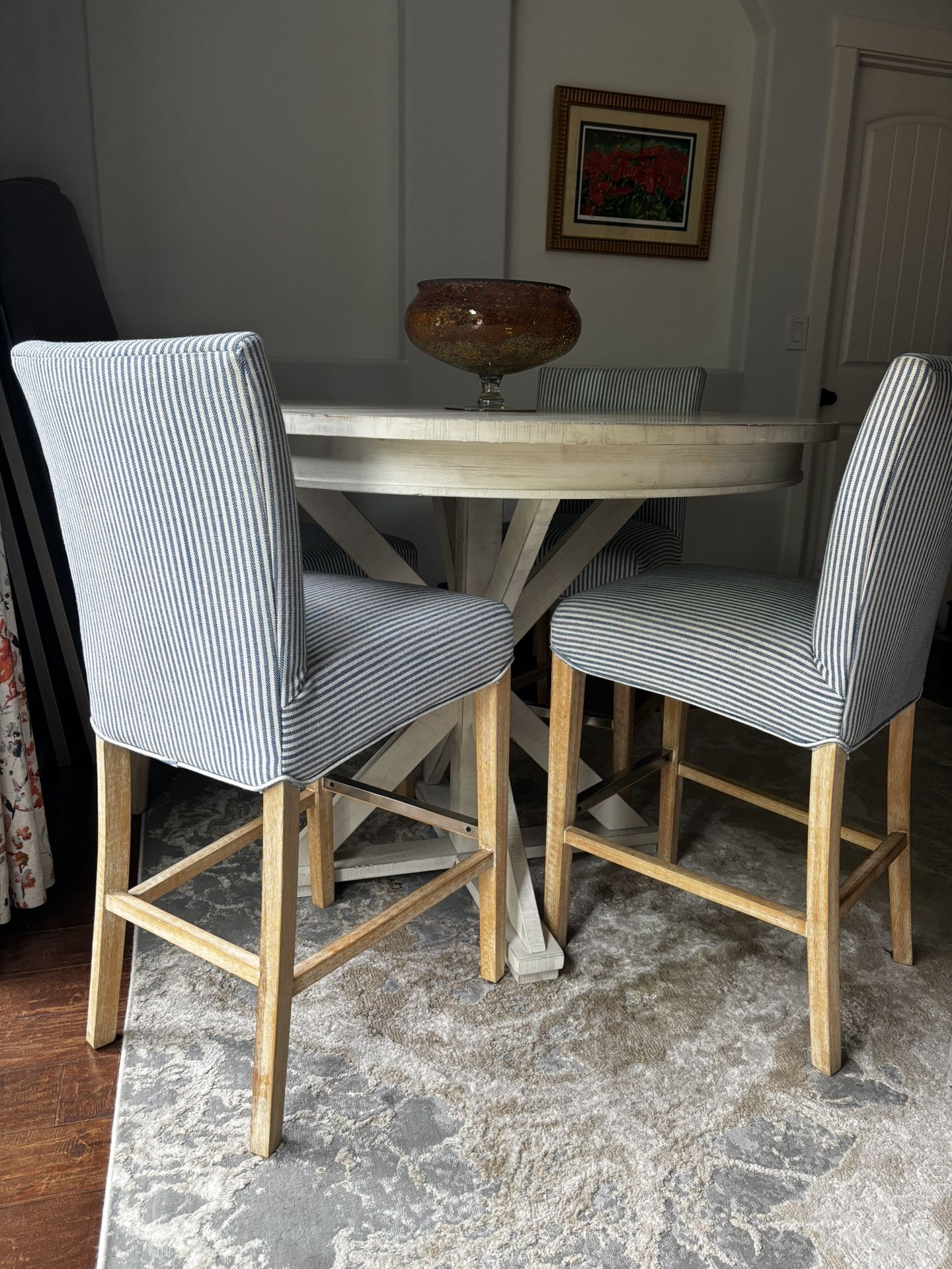 Table and Chairs- Dining/Kitchen