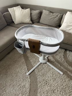 Halo BassiNest Swivel Lux