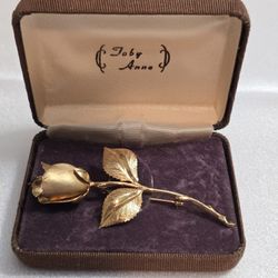 Vintage Toby Anne Golden Rose Brooch in Original Box