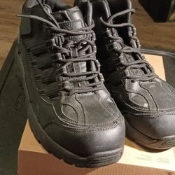 SR. MAX   MEN'S BLACK CARBONDALE  MAX TRAX STEEL TOE HIGH TOP ATHLETIC BOOTS