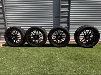 22 inch Matte Black G63 wheels and tires
