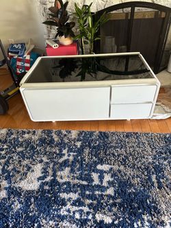 Free Coffee table