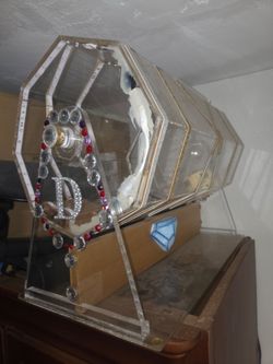 RAFFLE   DRUM "TOMBOLA" CLEAR  ACRYLIC,WITH LIGHTS. AS IS FOR $150