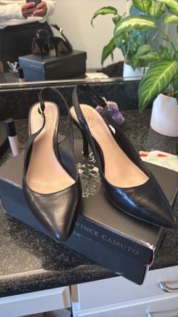 leather designer…..149.00 retail 71/2