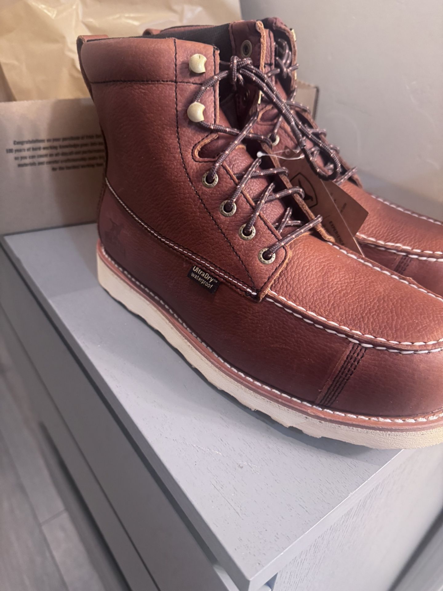 Red Wing Irish Setter Wing shooter St Size 9.5 Work Boots