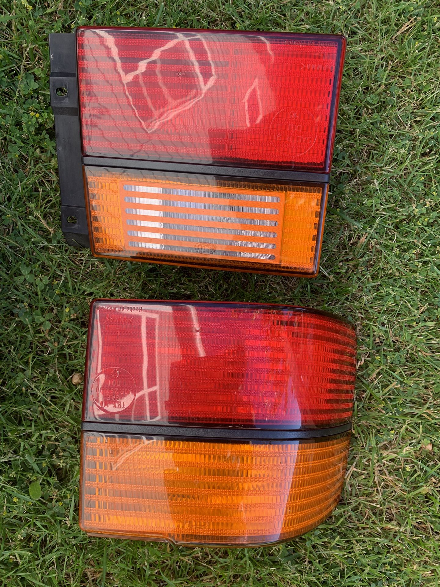 Tail lights . Jetta 93-98
