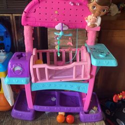 Dora Baby Crib