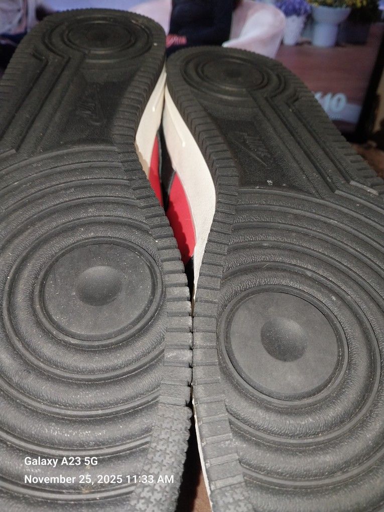 Size 15 Nike Shoes In Great Condition 