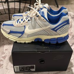 Nike Vomero 5 Sz10M