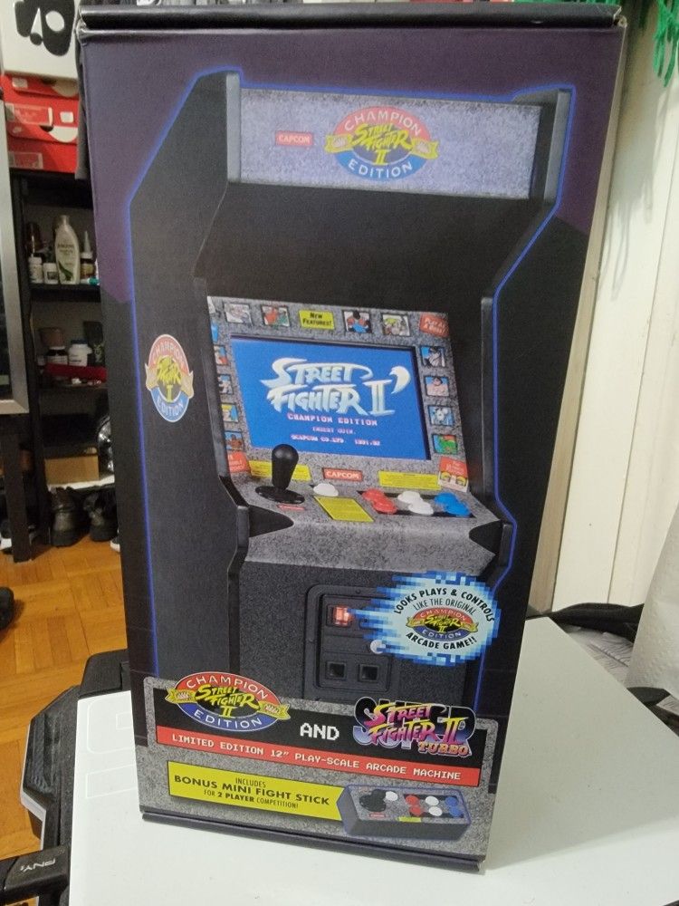 (Very Rare) Limited Edition 12-in Replicade Street Fighter 2 Championship Edition And Super Street Fighter 2 Turbo Arcade Machine