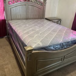 Cama Queen Size Nueva En Caja Incluye Colchones