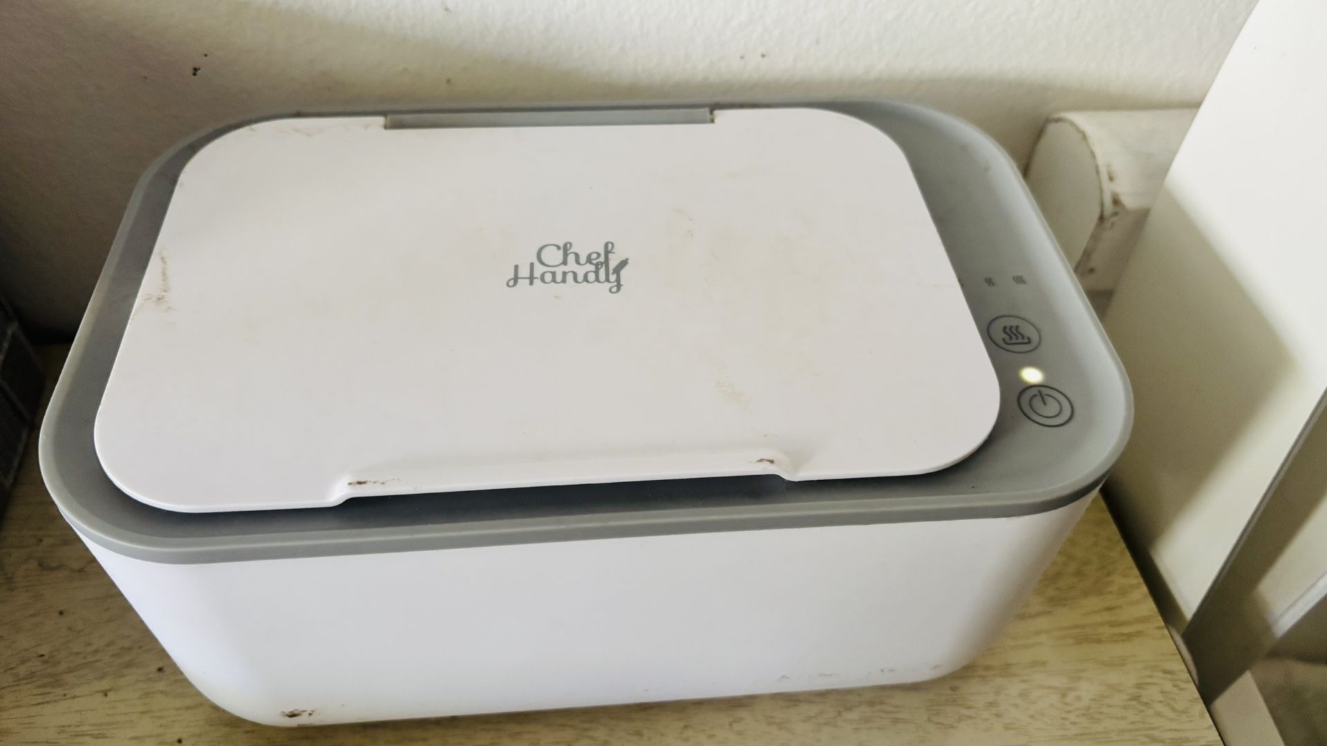 Wipe Warmer