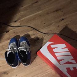 Nike Shoe Size 11