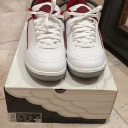 Men’s Nike Air Jordan 2 Retro Low SZ 12