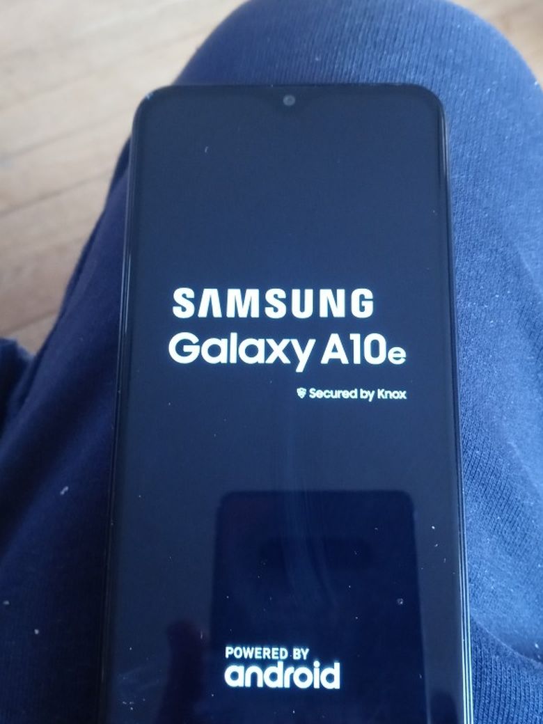 Samsung Galaxy A10e/ Black.used 1 Week