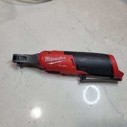 Milwaukee
M12 FUEL 12V Lithium-Ion Brushless Cordless High Speed 1/4 in. Ratchet (Tool-Only)