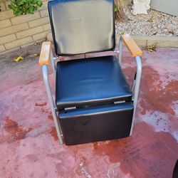 Shampoo Chair