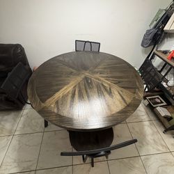 Dinning Table