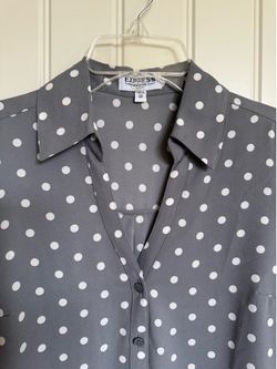 express blouse xs I only wore it once for an interview