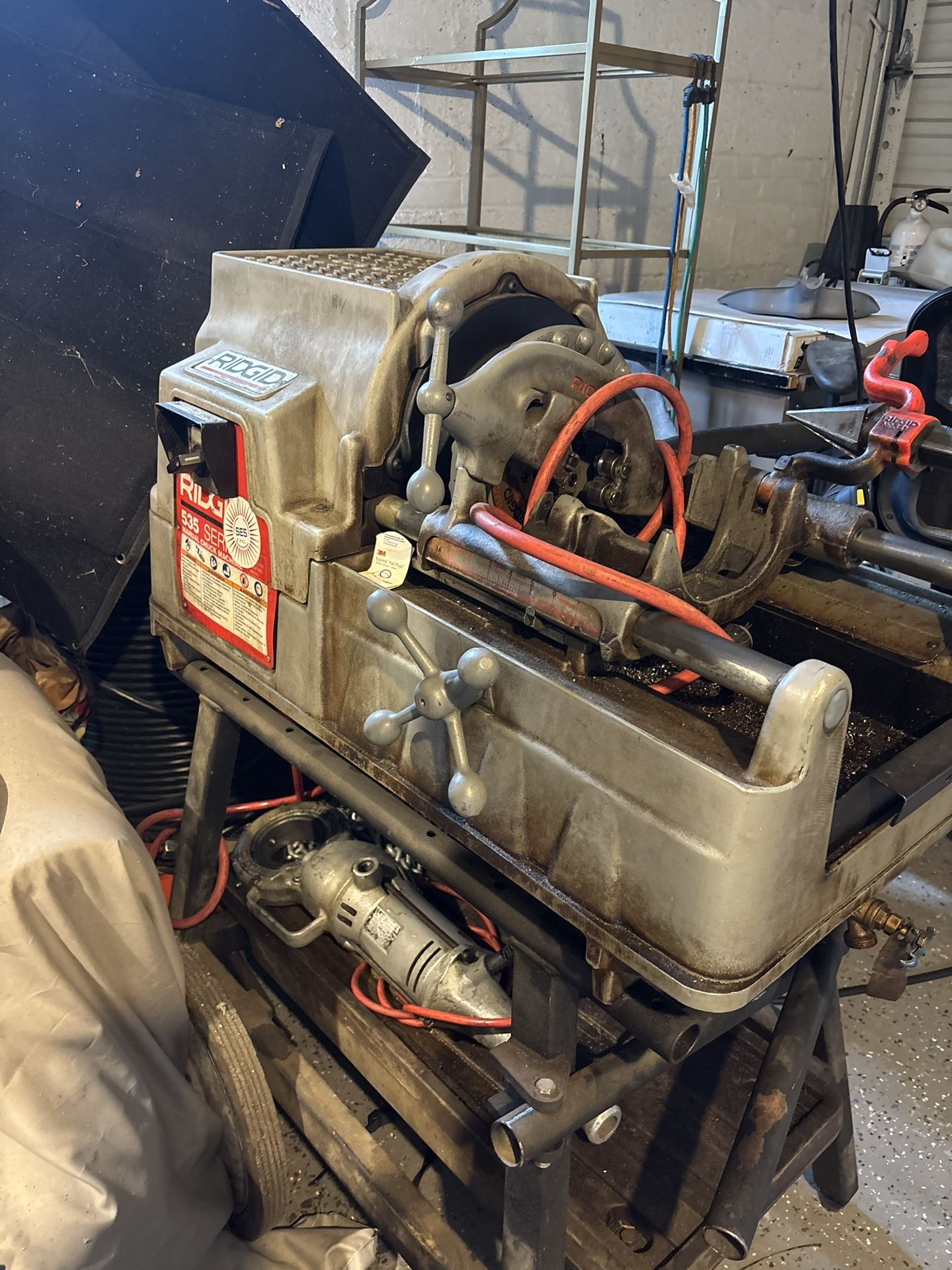 Rigid Threading Machine