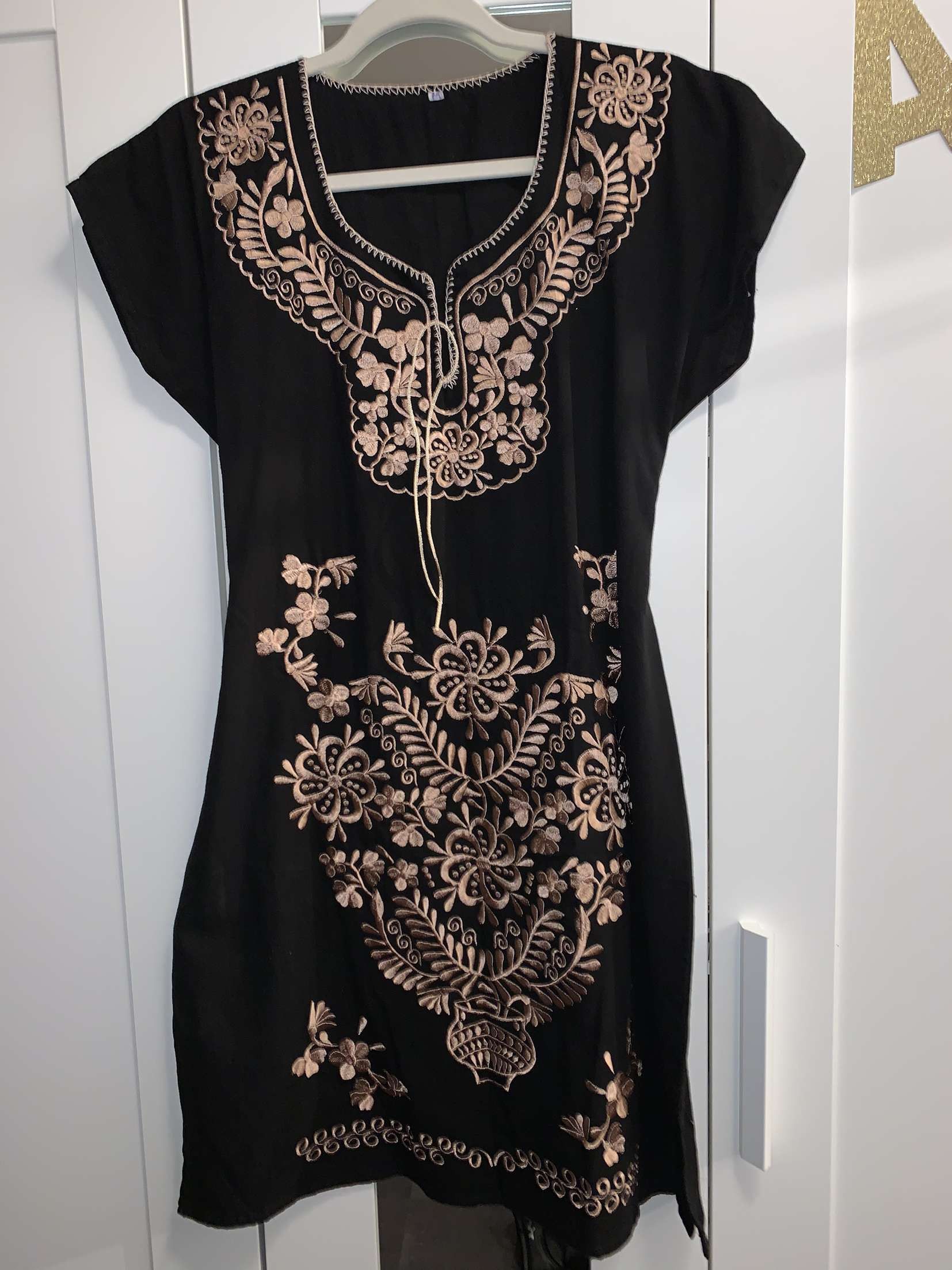 BEAUTIFUL EMBROIDERED DRESS