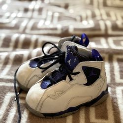 Baby Shoes (Jordans: Size 5c)