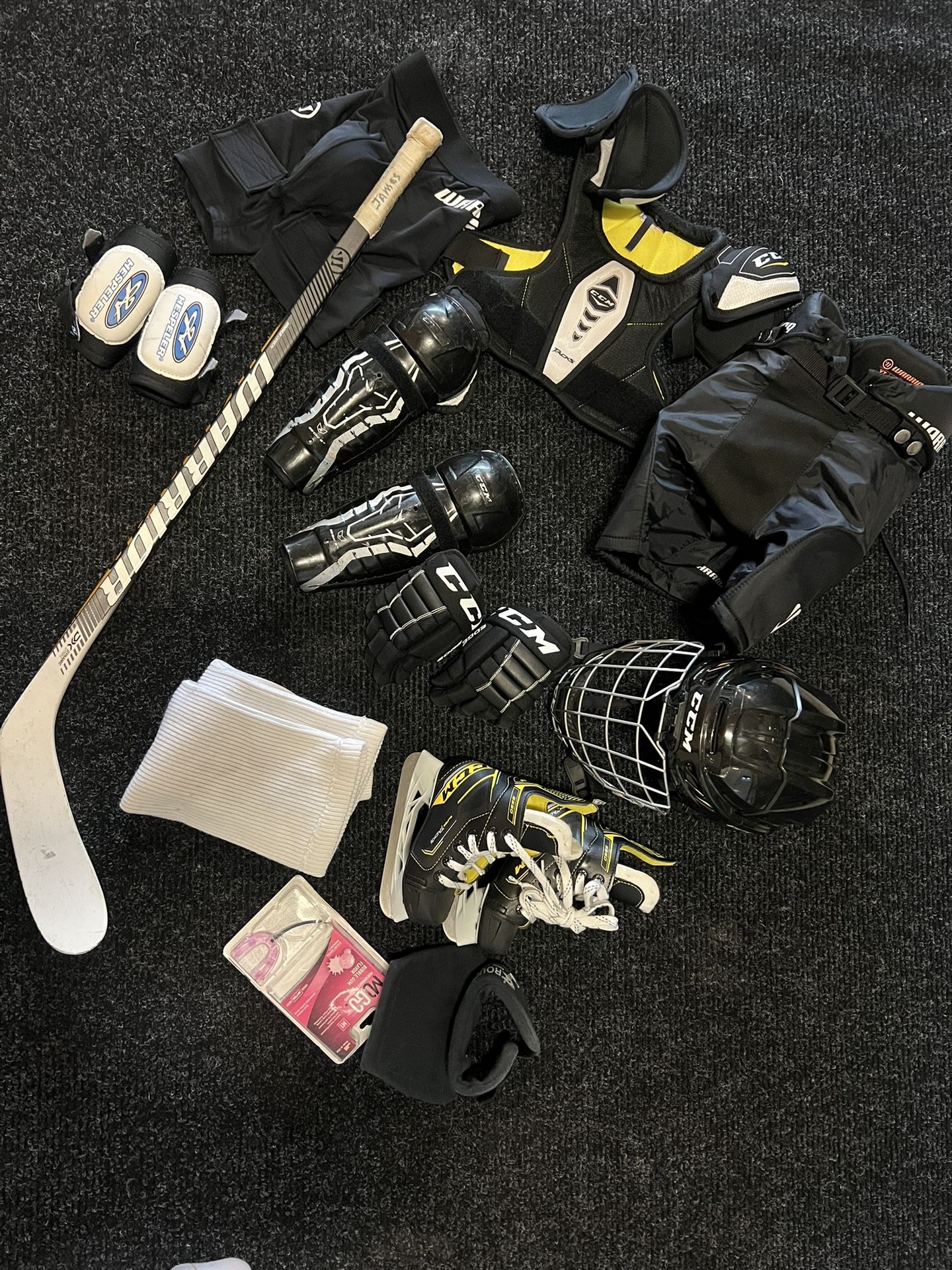 Youth/Toddler Hockey Gear Bundle (complete set up)