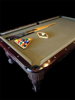 Elegant 8-ft pool table