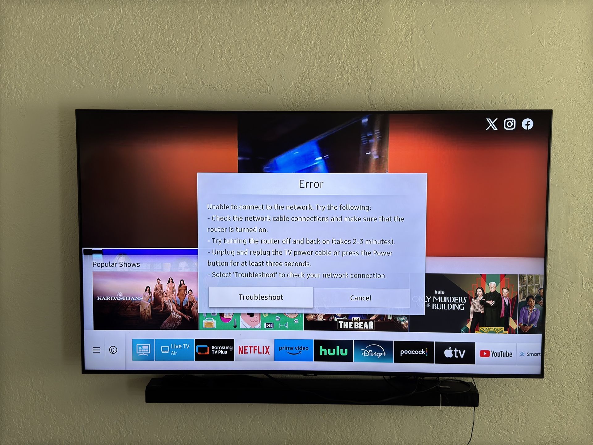 65 In Smart Samsung TV