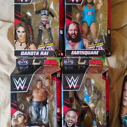 WWE Elite Collection Royal Rumble Yokozuna/Big E/Dakota Kai/Earthquake NEW!!