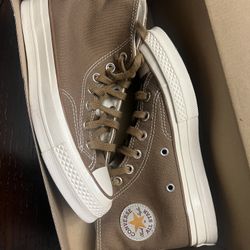 Women’s Converse High top 5.5