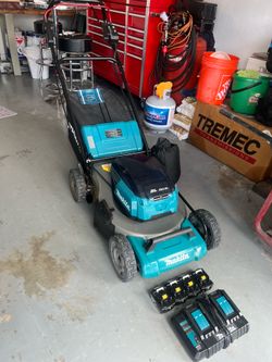 LIKE NEW Makita 18V X2 (36V) LXT LithiumIon Brushless Cordless 21in Lawn Mower Kit with 4 Batteries (5.0Ah)
