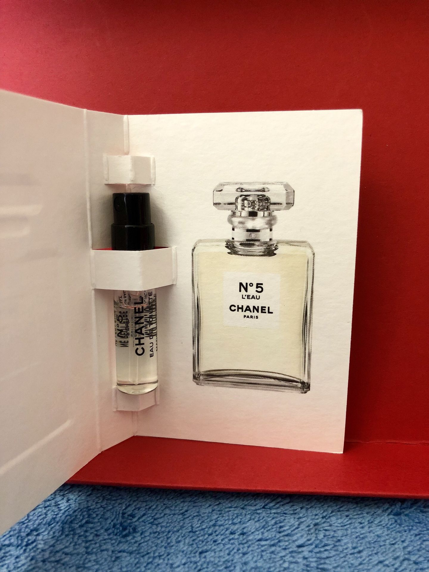 100% AUTHENTIC Chanel No 5 L'EAU Perfume EDT Spray Sample Vial 0.06 oz / 2 ml