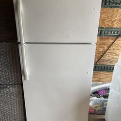 Kenmore 18cf Fridge
