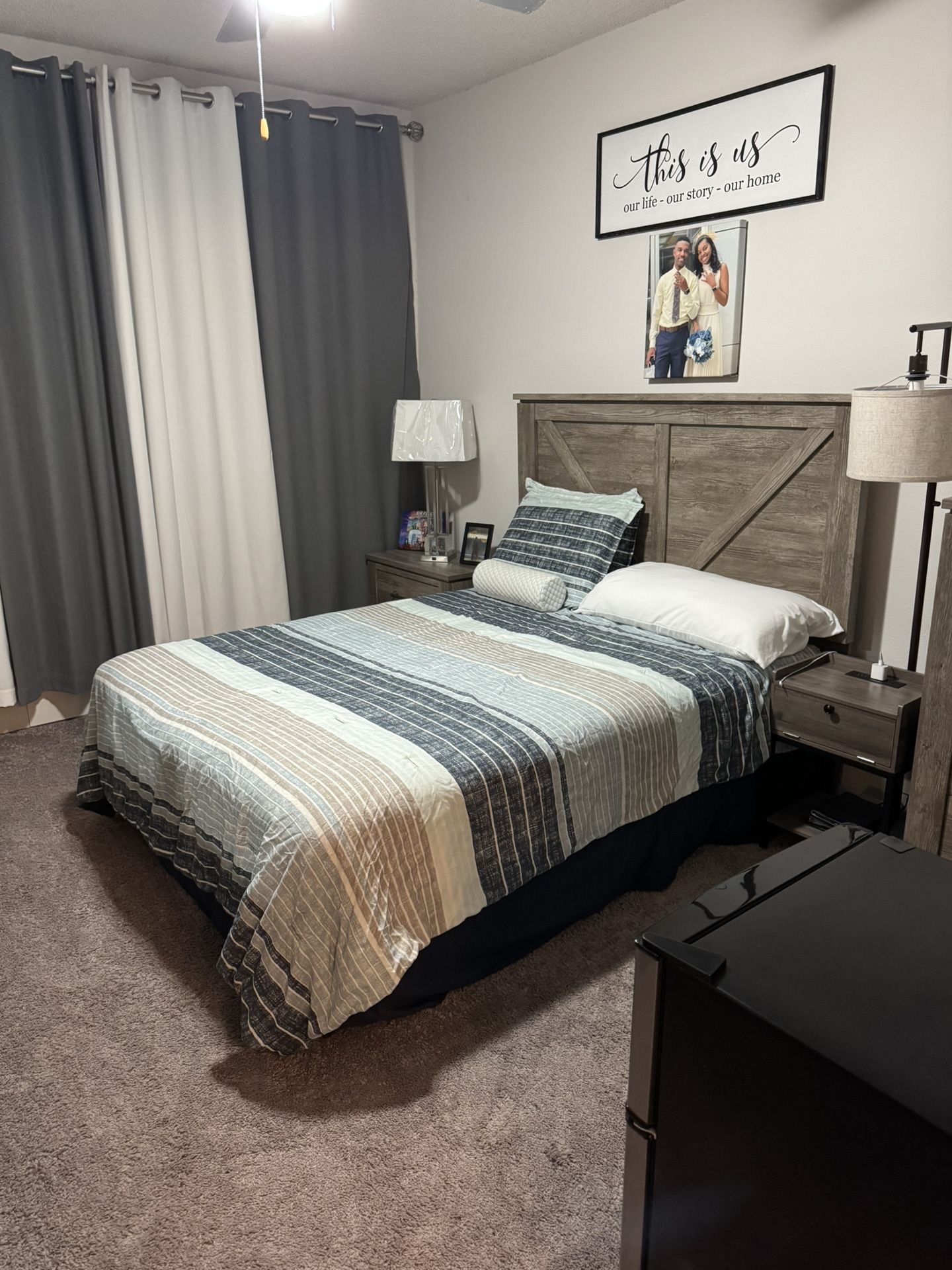 6-Piece Queen Bedroom Set – Gray Wood Finish (Excellent Condition)