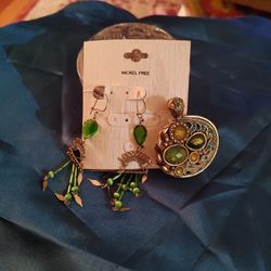 Green Earrings! and Multicolored Charm.