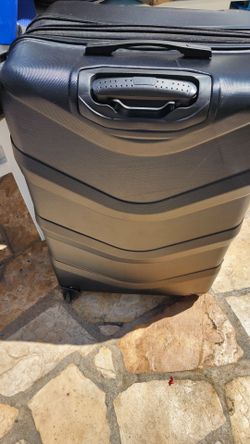 Large size luggage