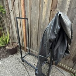 Free Log Wood Stand And Cover 